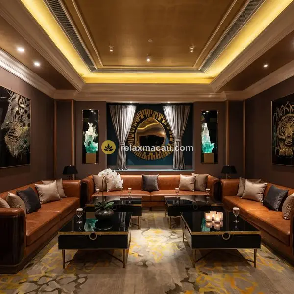 Clube Rio VIP room corner — crystal animal art and gold mirror